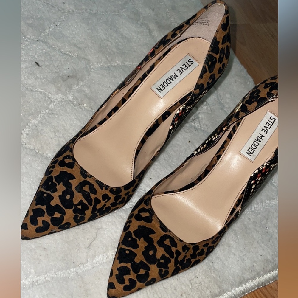 Steve Madden Cheetah Print / Snakeskin Heel